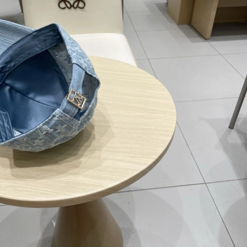 WellDesigned Louis Vuitton Caps 261854