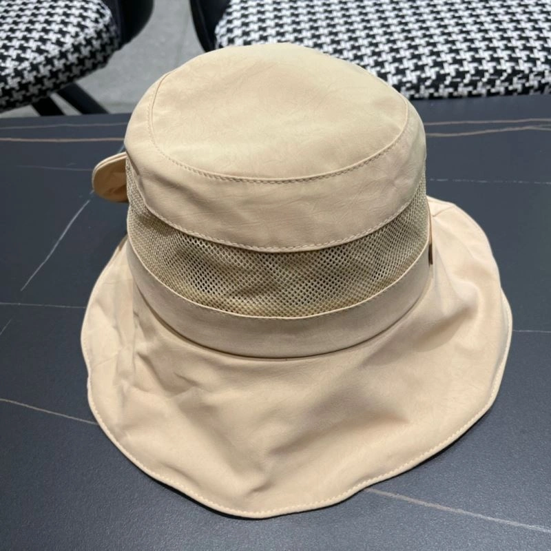 Louis Vuitton Caps Practical 261843