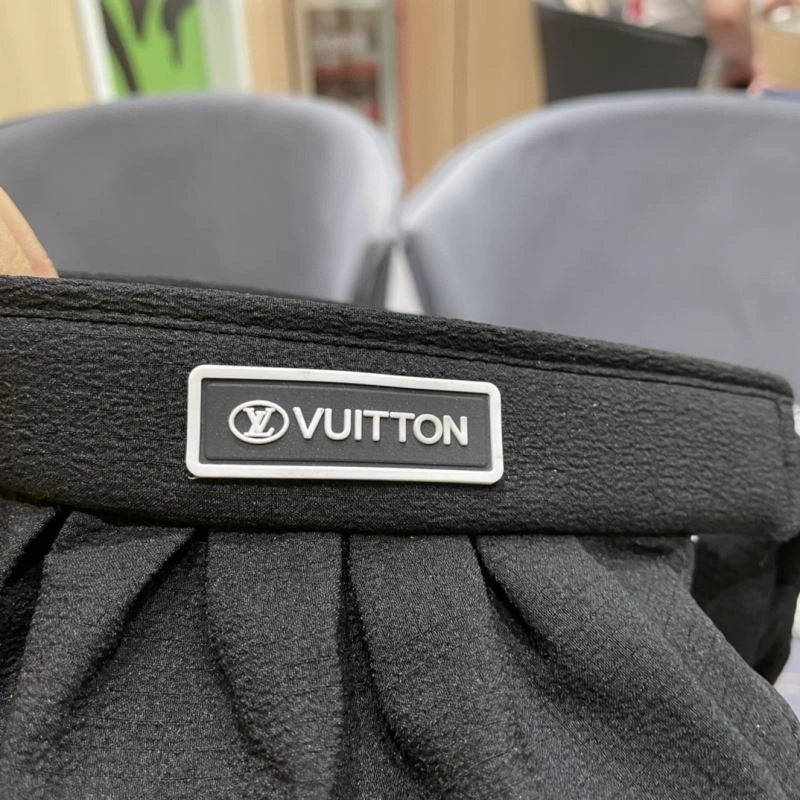 Trendy Louis Vuitton Caps 261845