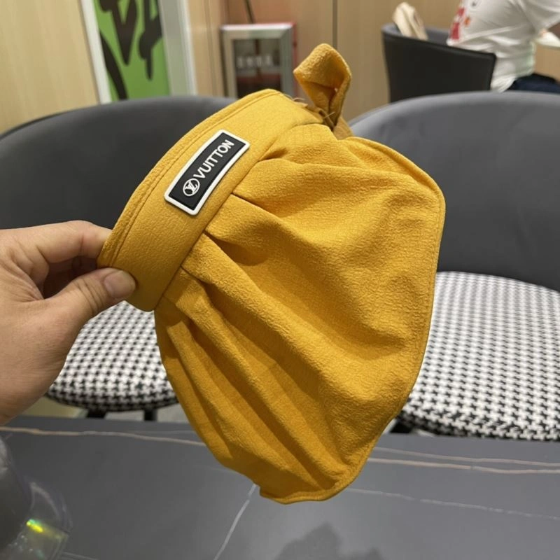 Louis Vuitton Caps AllSeason 261831