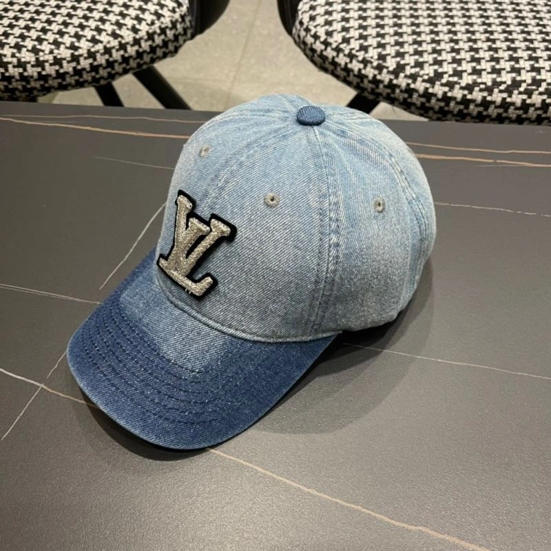 Versatile Louis Vuitton Caps 261835