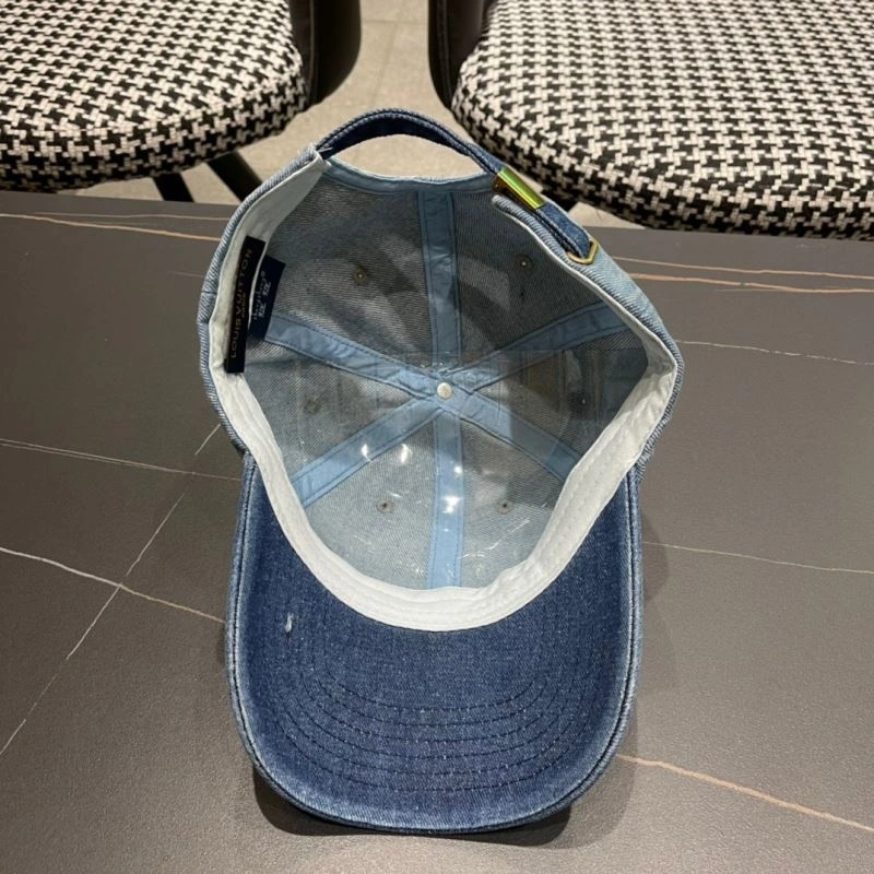 Versatile Louis Vuitton Caps 261835