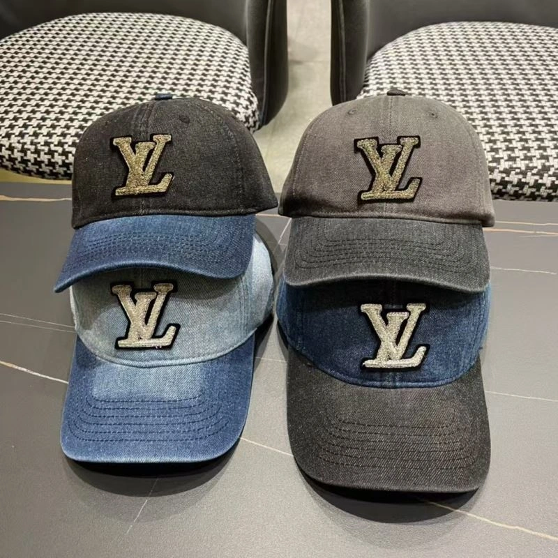 Louis Vuitton Caps Chic 261852