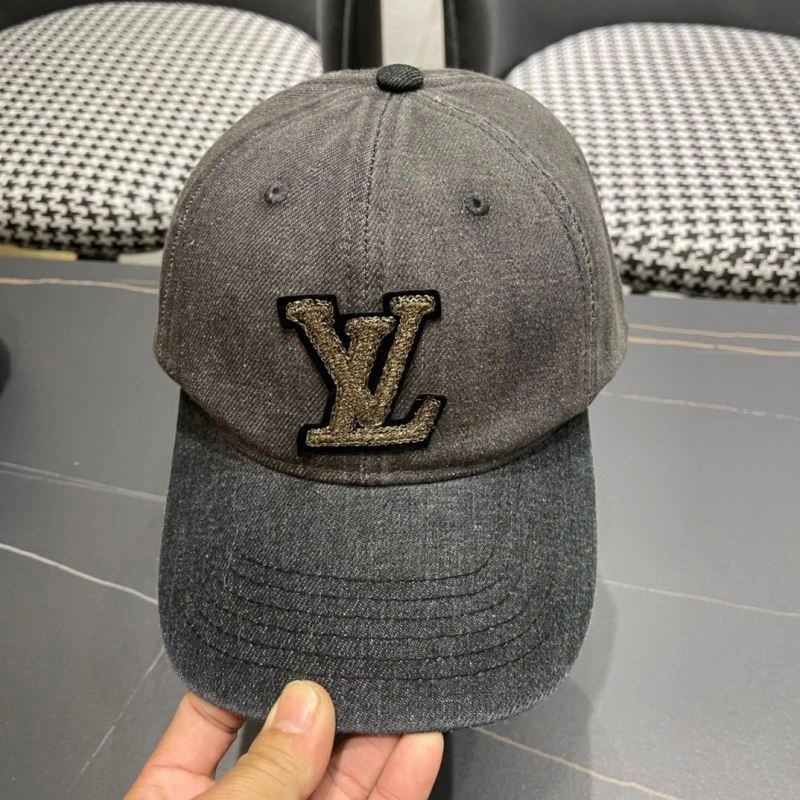 Supportive Louis Vuitton Caps 261823
