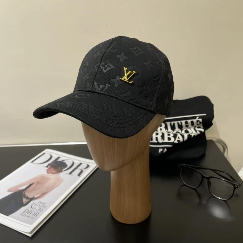 Louis Vuitton Caps Modern 261849