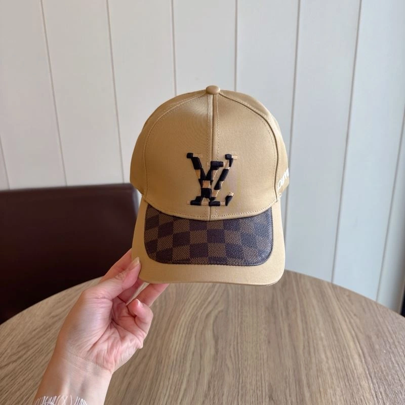 Louis Vuitton Caps FashionForward 261814