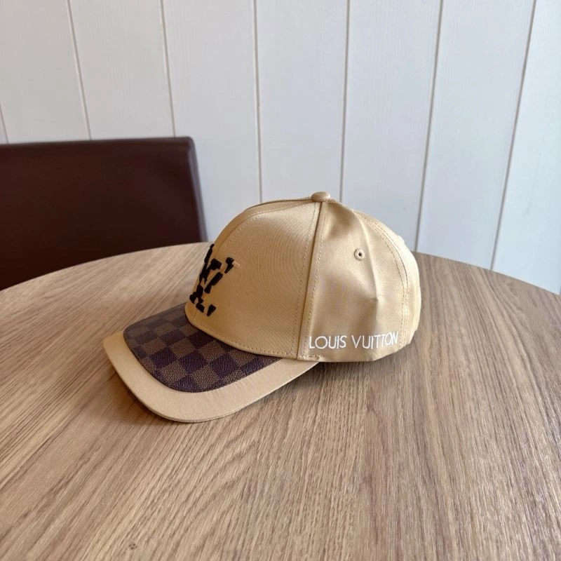 Louis Vuitton Caps FashionForward 261814