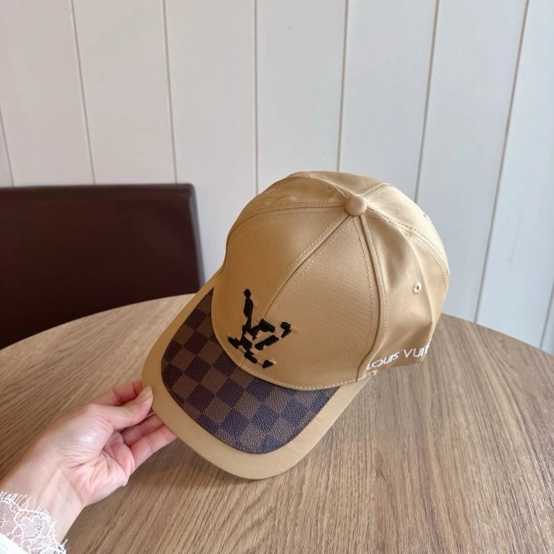 Louis Vuitton Caps FashionForward 261814