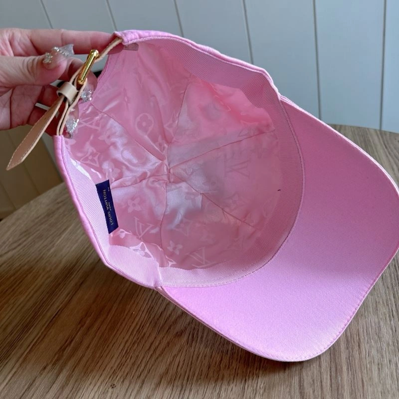 MultiPurpose Louis Vuitton Caps 261788