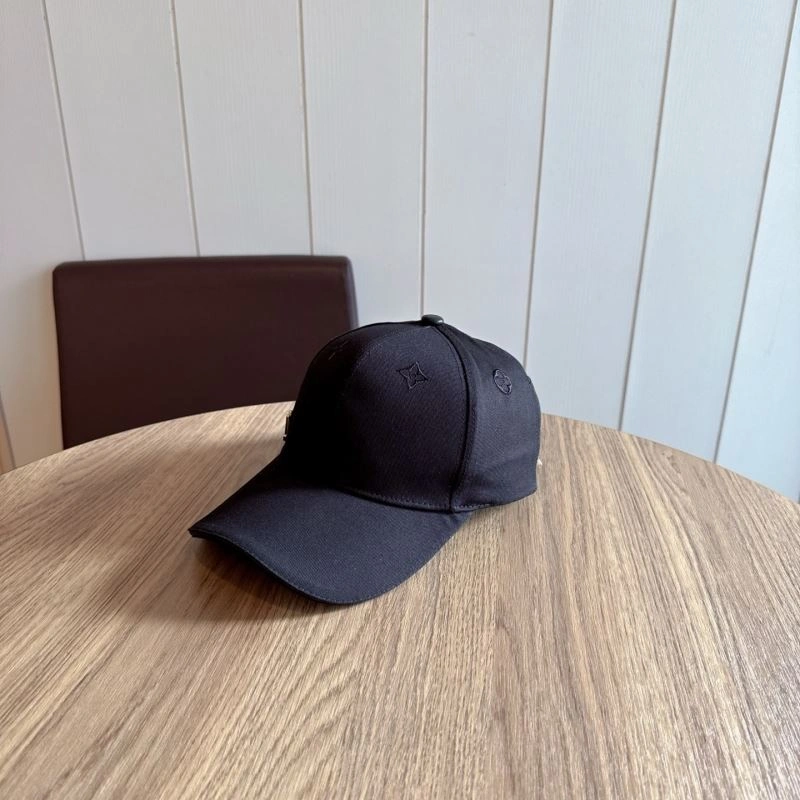 Louis Vuitton Caps Neat 261792