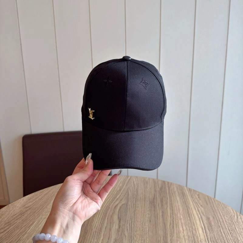 Louis Vuitton Caps Neat 261792