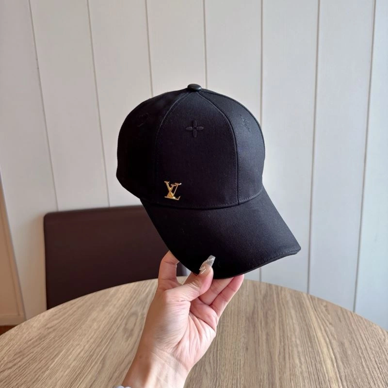 Louis Vuitton Caps Neat 261792