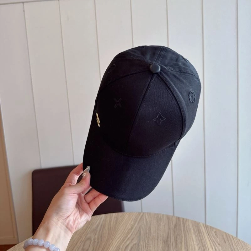 Louis Vuitton Caps Neat 261792