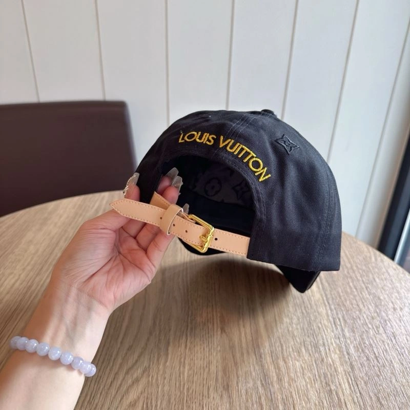 Louis Vuitton Caps Neat 261792