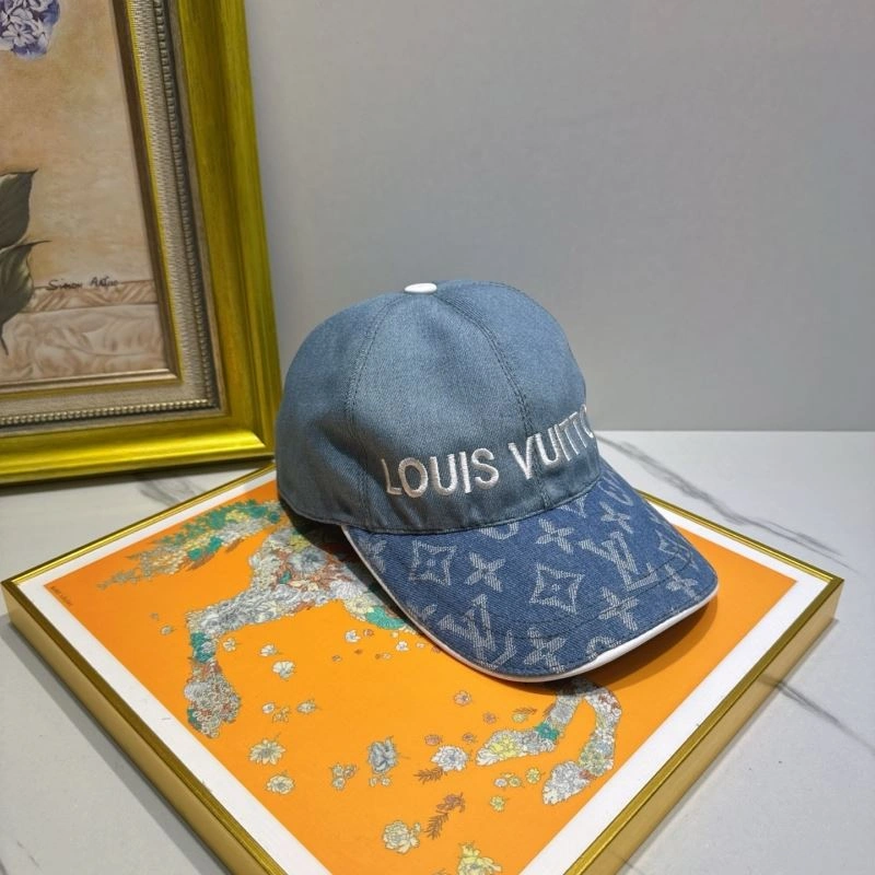 Louis Vuitton Caps Sophisticated 261790