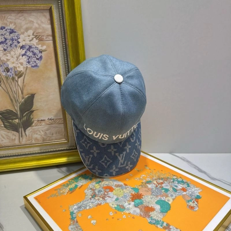 Louis Vuitton Caps Sophisticated 261790