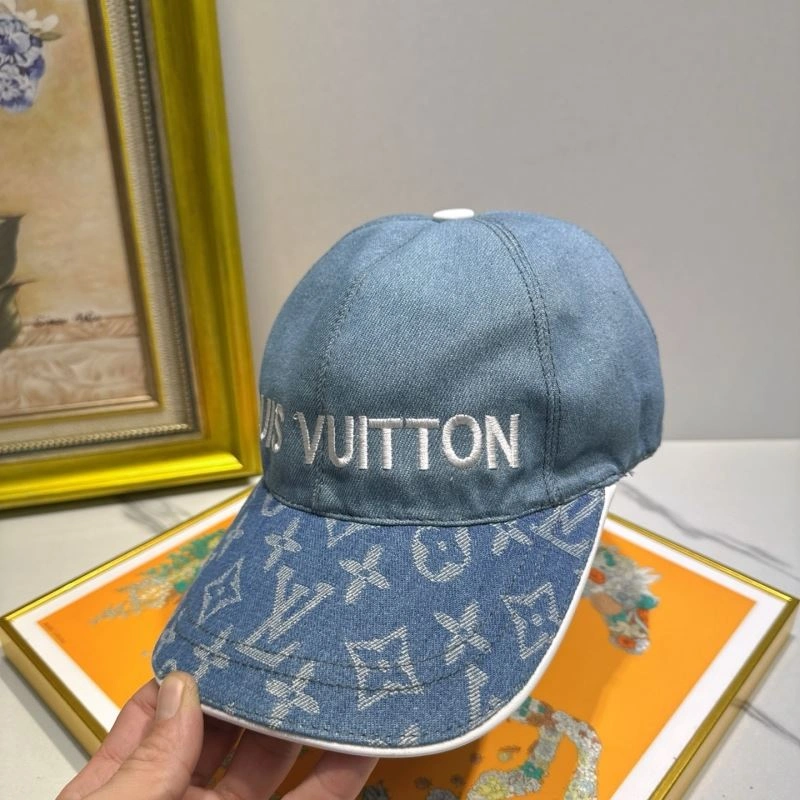 Louis Vuitton Caps Sophisticated 261790