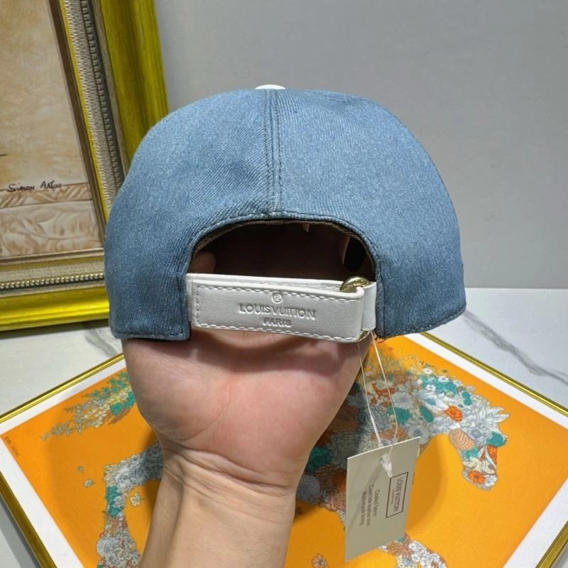 Louis Vuitton Caps Sophisticated 261790