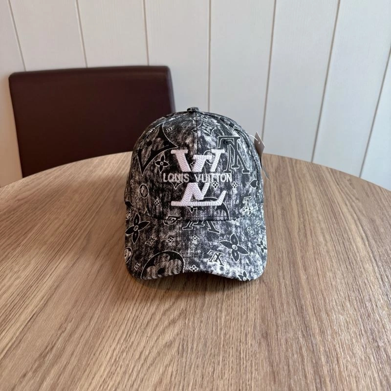 Louis Vuitton Caps EyeCatching 261806