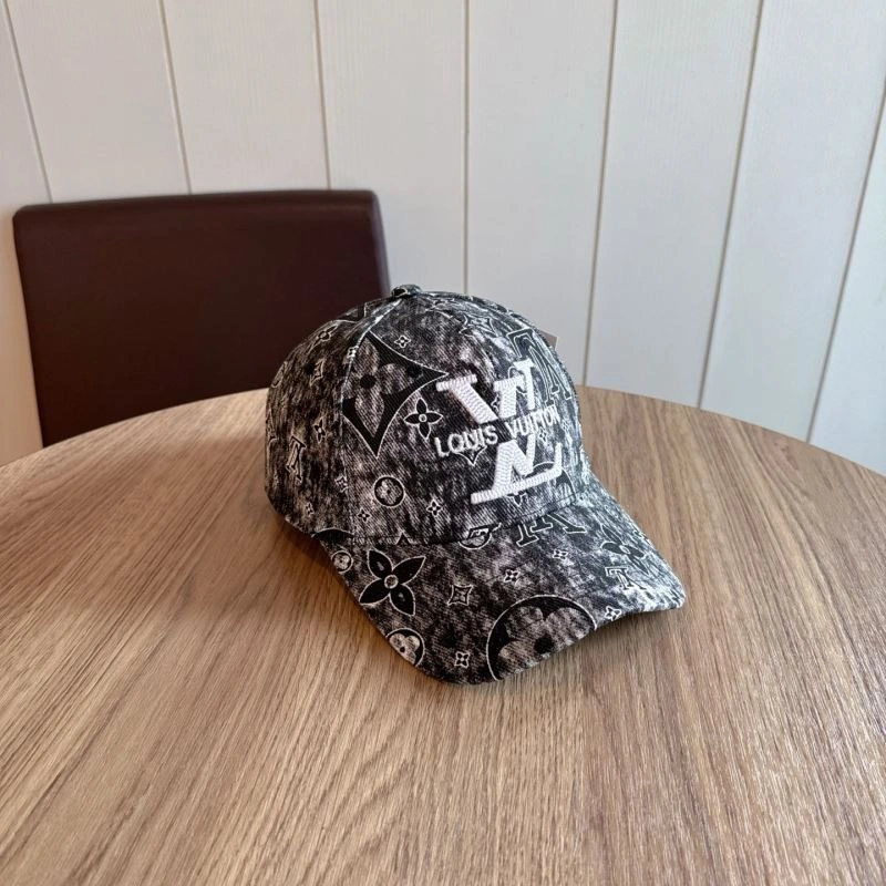 Louis Vuitton Caps EyeCatching 261806