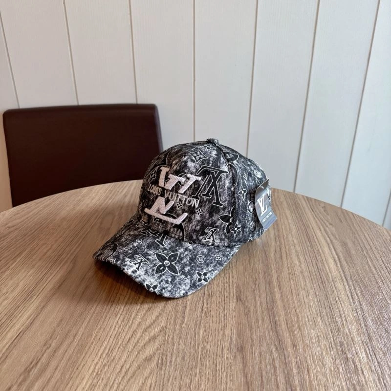 Louis Vuitton Caps EyeCatching 261806