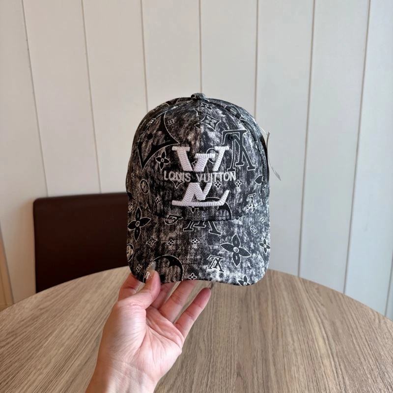 Louis Vuitton Caps EyeCatching 261806