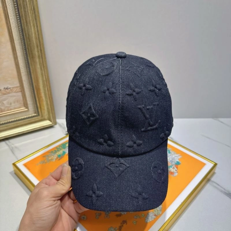 Casual Louis Vuitton Caps 261803