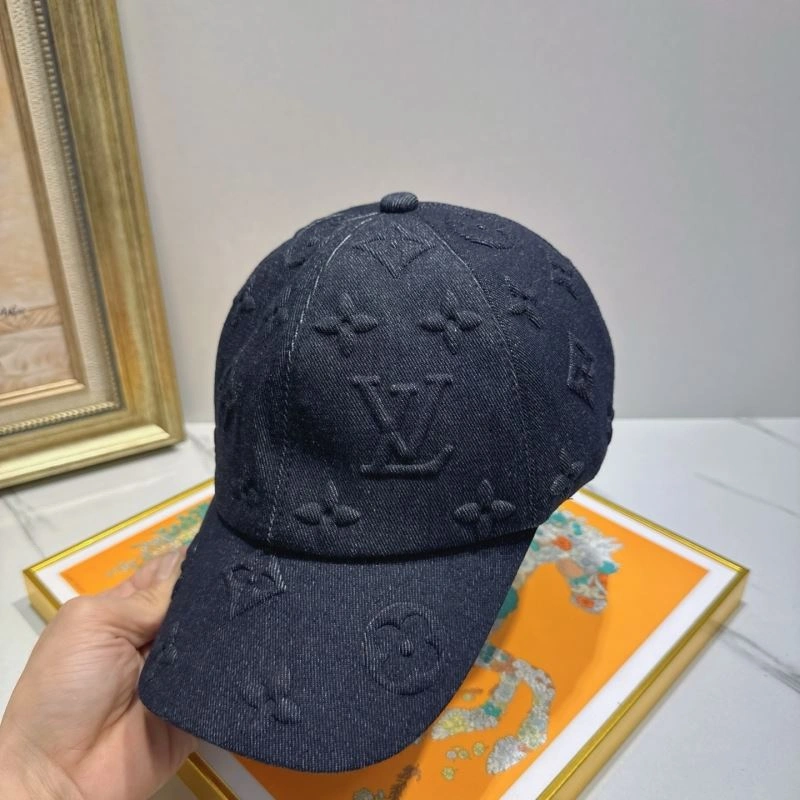 Casual Louis Vuitton Caps 261803