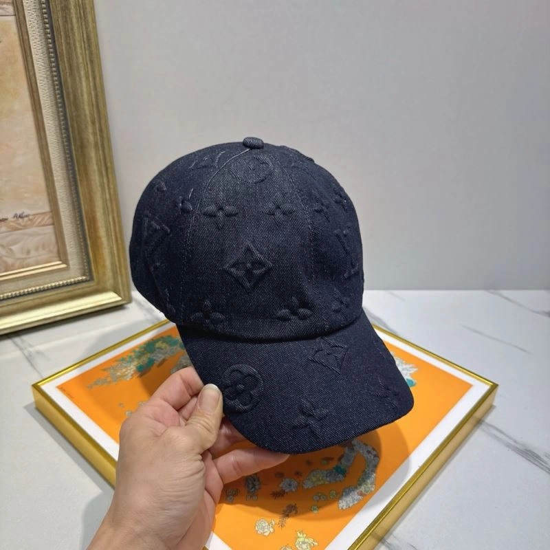 Casual Louis Vuitton Caps 261803