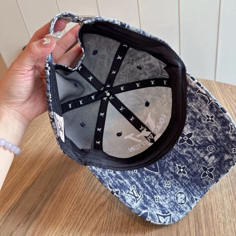 Louis Vuitton Caps Unique 261787