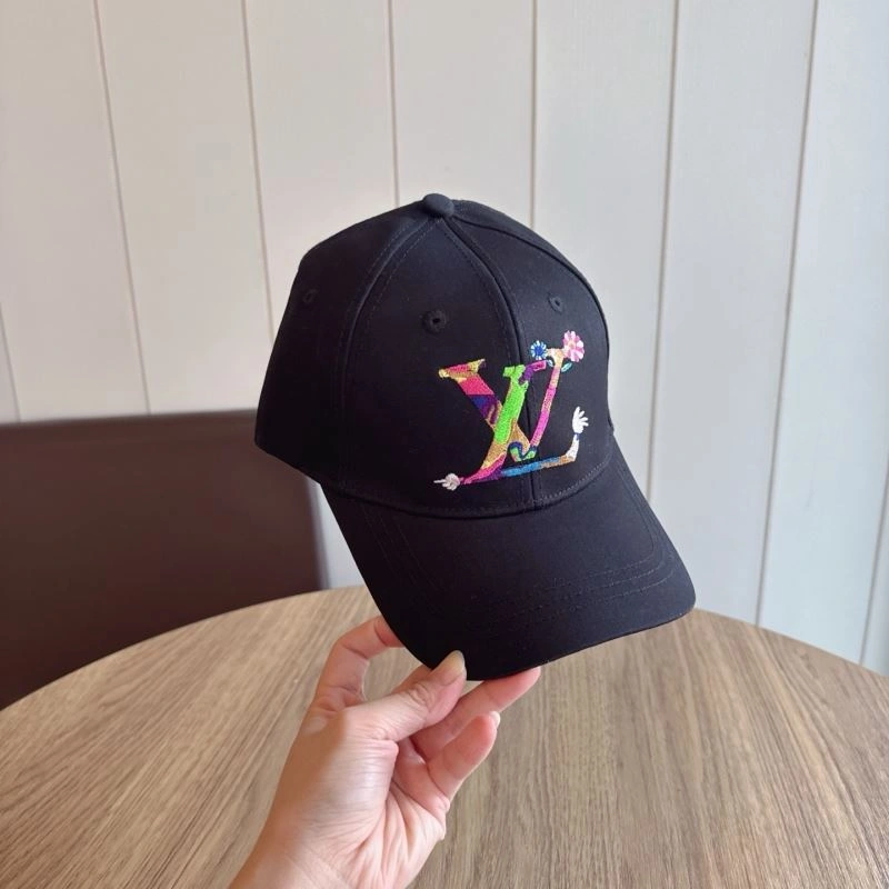 Popular Louis Vuitton Caps 261810