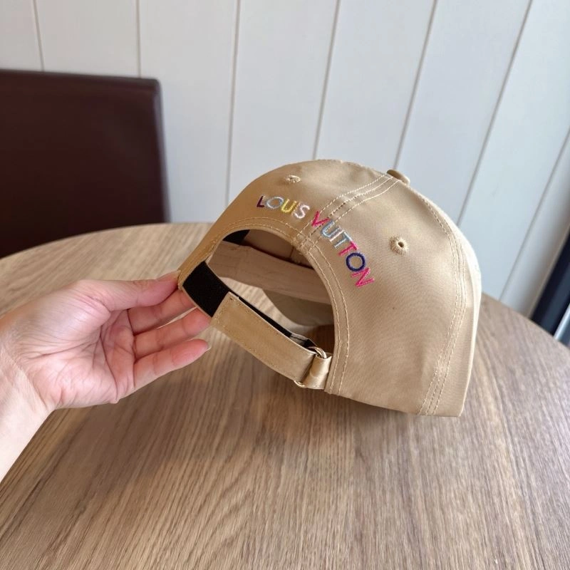Durable Louis Vuitton Caps 261802