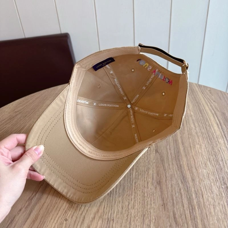 Durable Louis Vuitton Caps 261802
