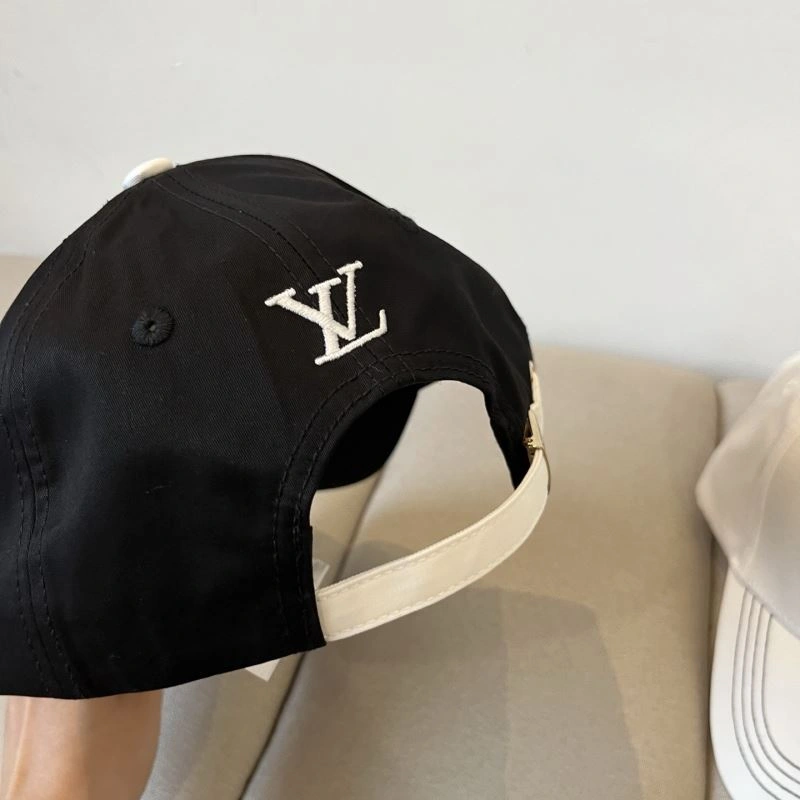 Refined Louis Vuitton Caps 261798