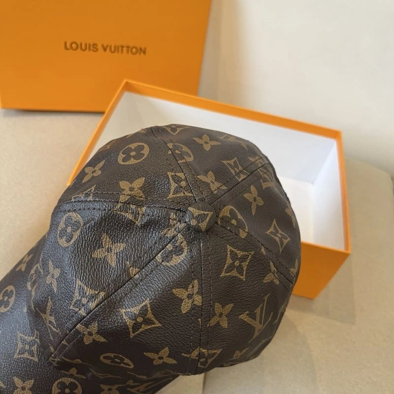 Louis Vuitton Caps UrbanChic 261807