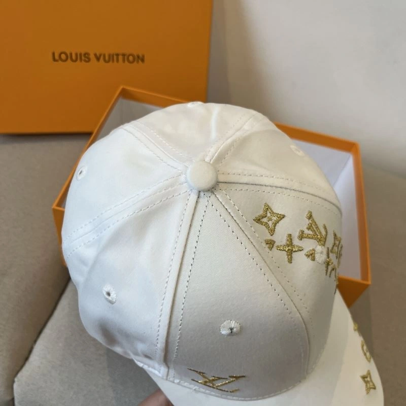 Louis Vuitton Caps MultiPurpose 261800