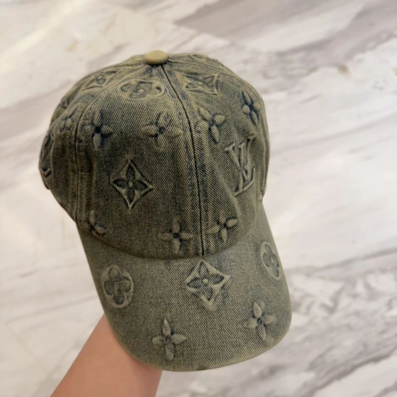 Louis Vuitton Caps TimelessDesign 261799