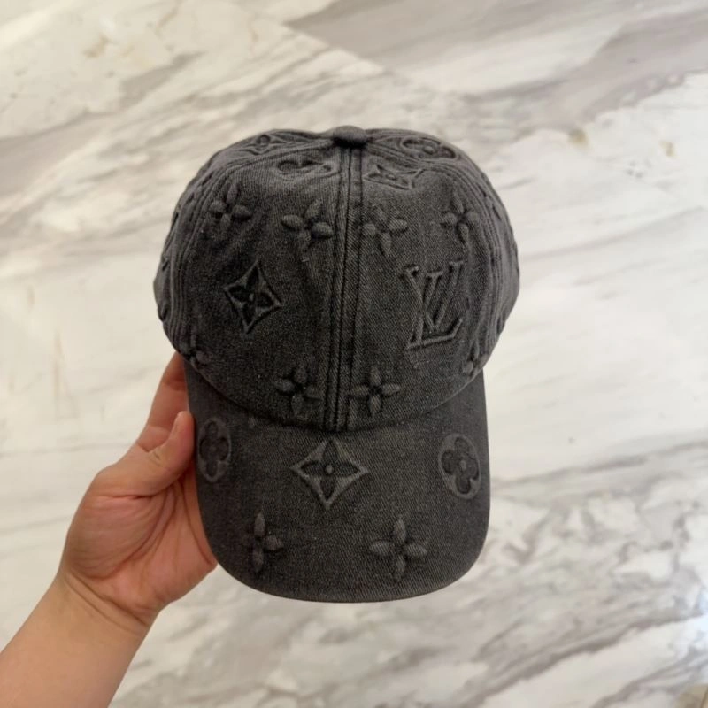Elegant Louis Vuitton Caps 261785