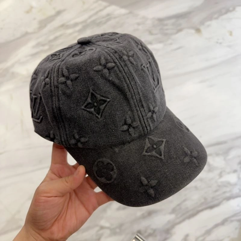 Elegant Louis Vuitton Caps 261785