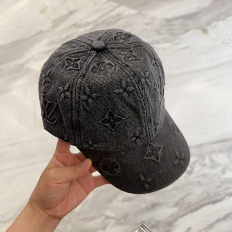 Elegant Louis Vuitton Caps 261785