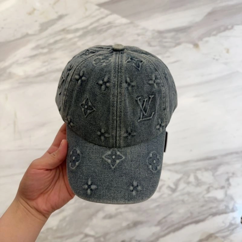 Louis Vuitton Caps ZipUp 261801