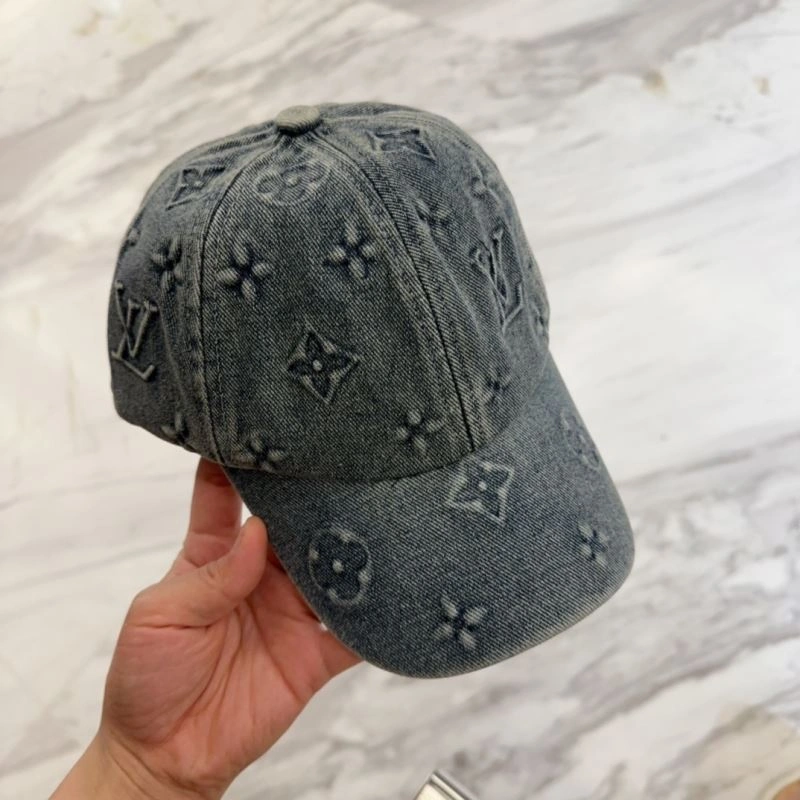 Louis Vuitton Caps ZipUp 261801