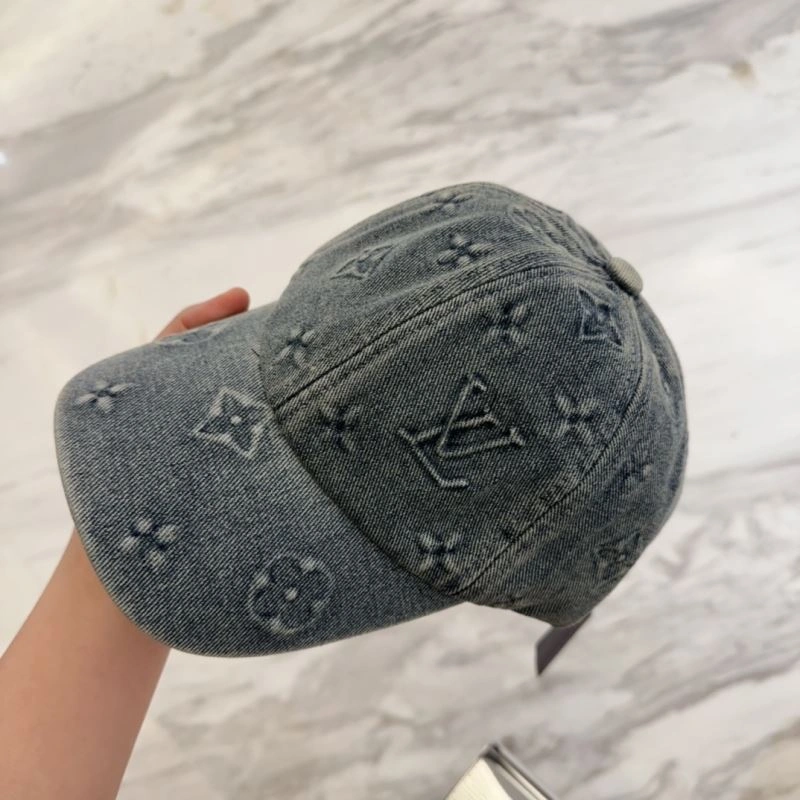Louis Vuitton Caps ZipUp 261801