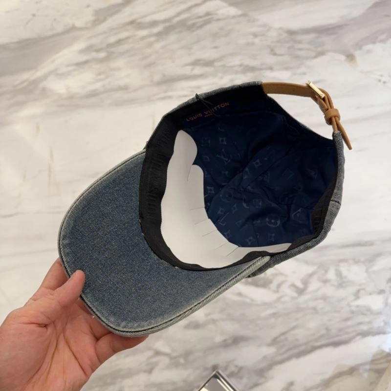 Louis Vuitton Caps ZipUp 261801