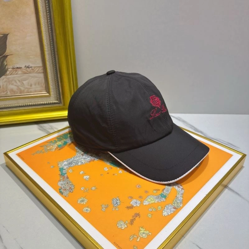 UrbanChic Louis Vuitton Caps 261783