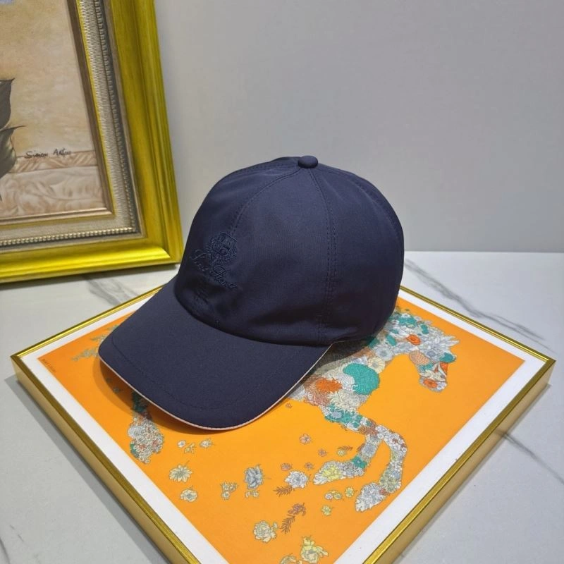 Louis Vuitton Caps Refined 261782