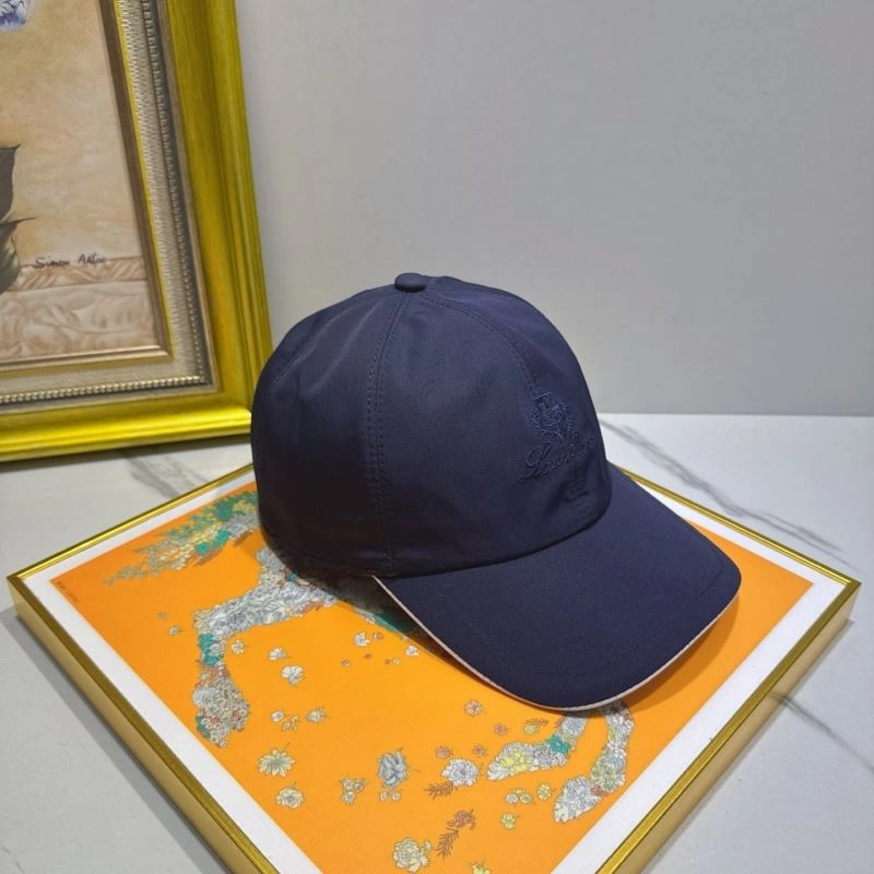 Louis Vuitton Caps Refined 261782