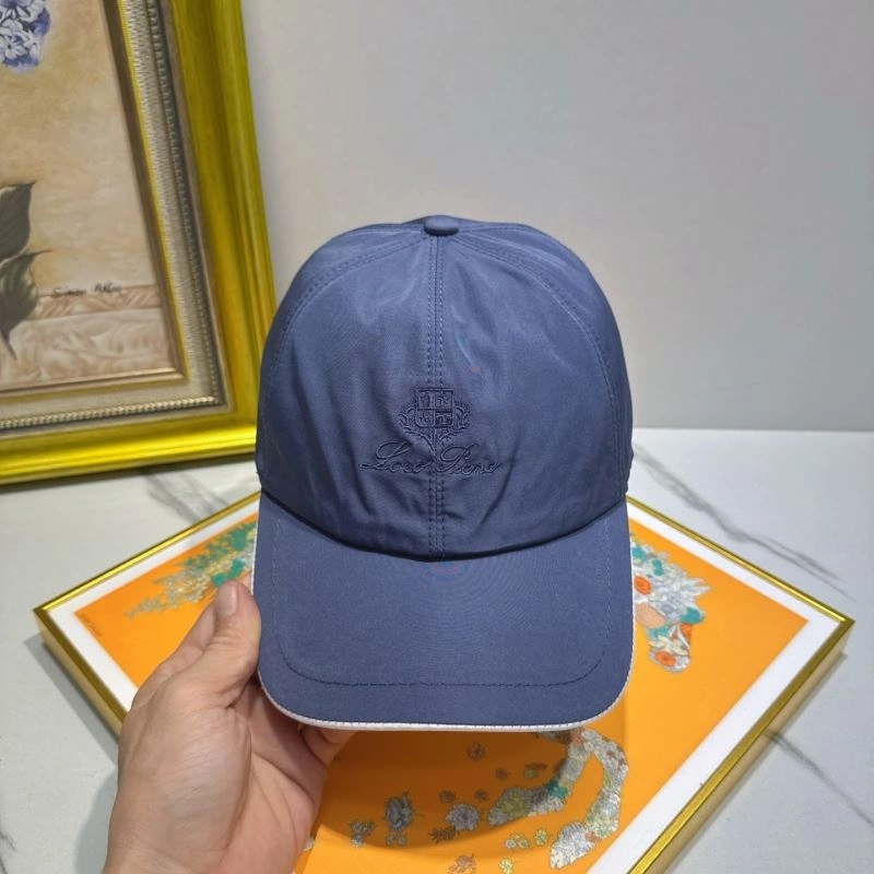 Louis Vuitton Caps Elegant 261780
