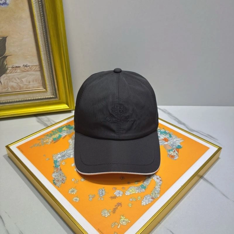 Minimalist Louis Vuitton Caps 261781