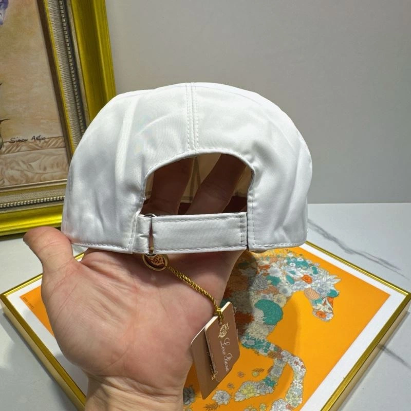 Louis Vuitton Caps Sustainable 261774